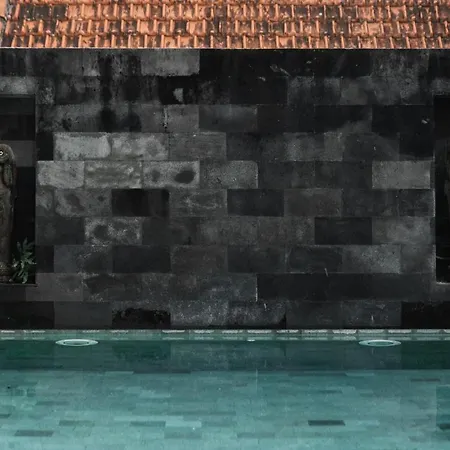 Merthayasa Bungalow 2